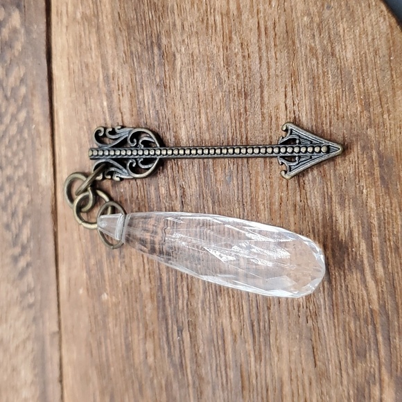 Ornate crystal and arrow pendulum pendant - Picture 1 of 2